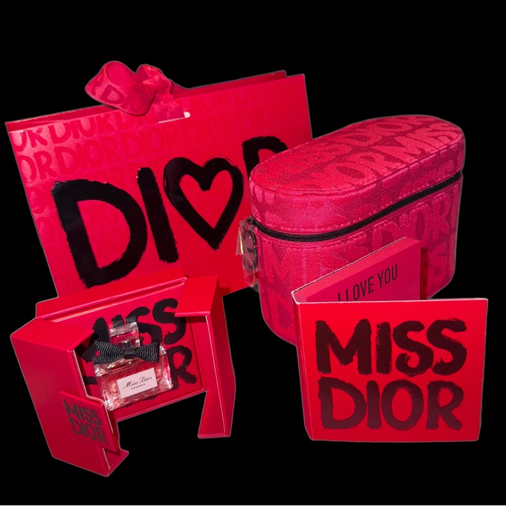 Miss Dior ESSENCE 🎀 GWP 5 Piece Bundle 🎀
